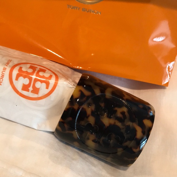 Animal print logo Tory Burch cuff